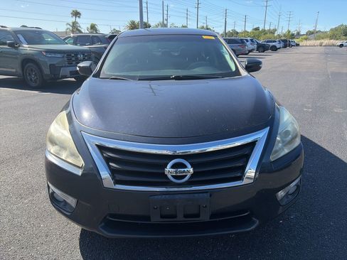 Used 2015 Nissan Altima 2.5 SV w/ Convenience Package image 2