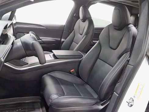 Used 2023 Tesla Model X Plaid image 26