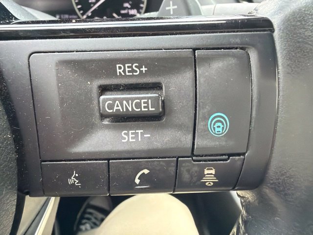 Used 2021 Nissan Rogue SV w/ Premium Package FWD image 33