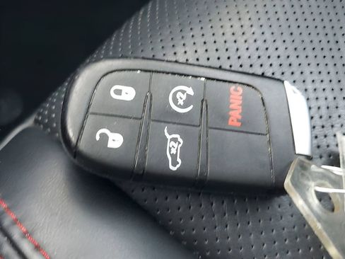 Used 2024 Dodge Durango GT image 38