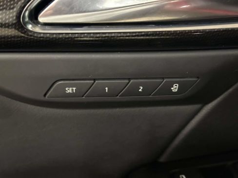 Certified 2022 Buick Envision Essence w/ Technology Package II AWD/4WD image 20