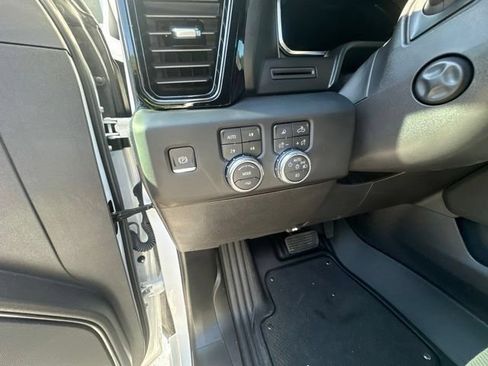 Used 2026 GMC Sierra 1500 AT4 w/ LPO, Black Badging Package AWD/4WD image 40