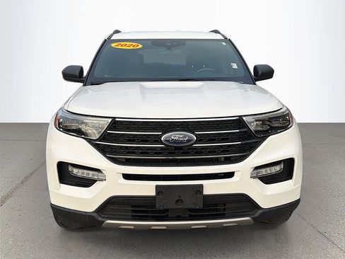Used 2020 Ford Explorer XLT w/ Equipment Group 202A image 10