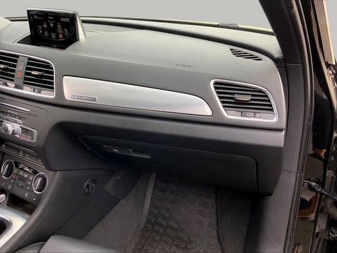 Used 2018 Audi Q3 2.0T Premium Plus w/ Premium Plus Package AWD/4WD image 19