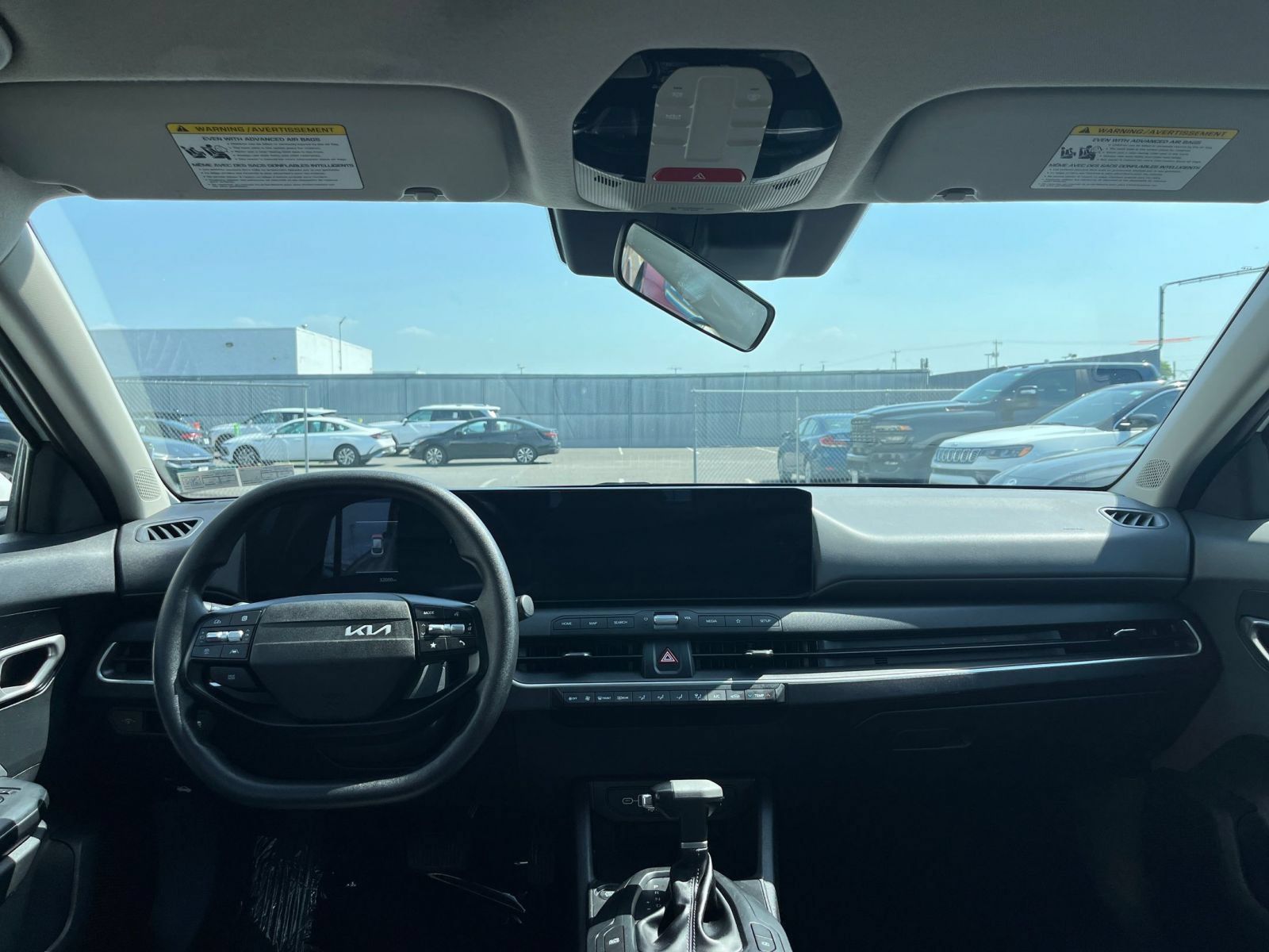 Used 2025 Kia K4 FWD image 32