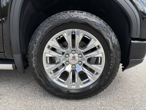 New 2026 GMC Sierra 1500 Denali w/ Technology Package AWD/4WD image 15