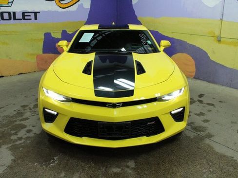 Used 2016 Chevrolet Camaro SS image 3