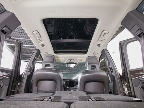 Used 2018 Volvo XC90 T6 Momentum w/ Convenience Package AWD/4WD image 28