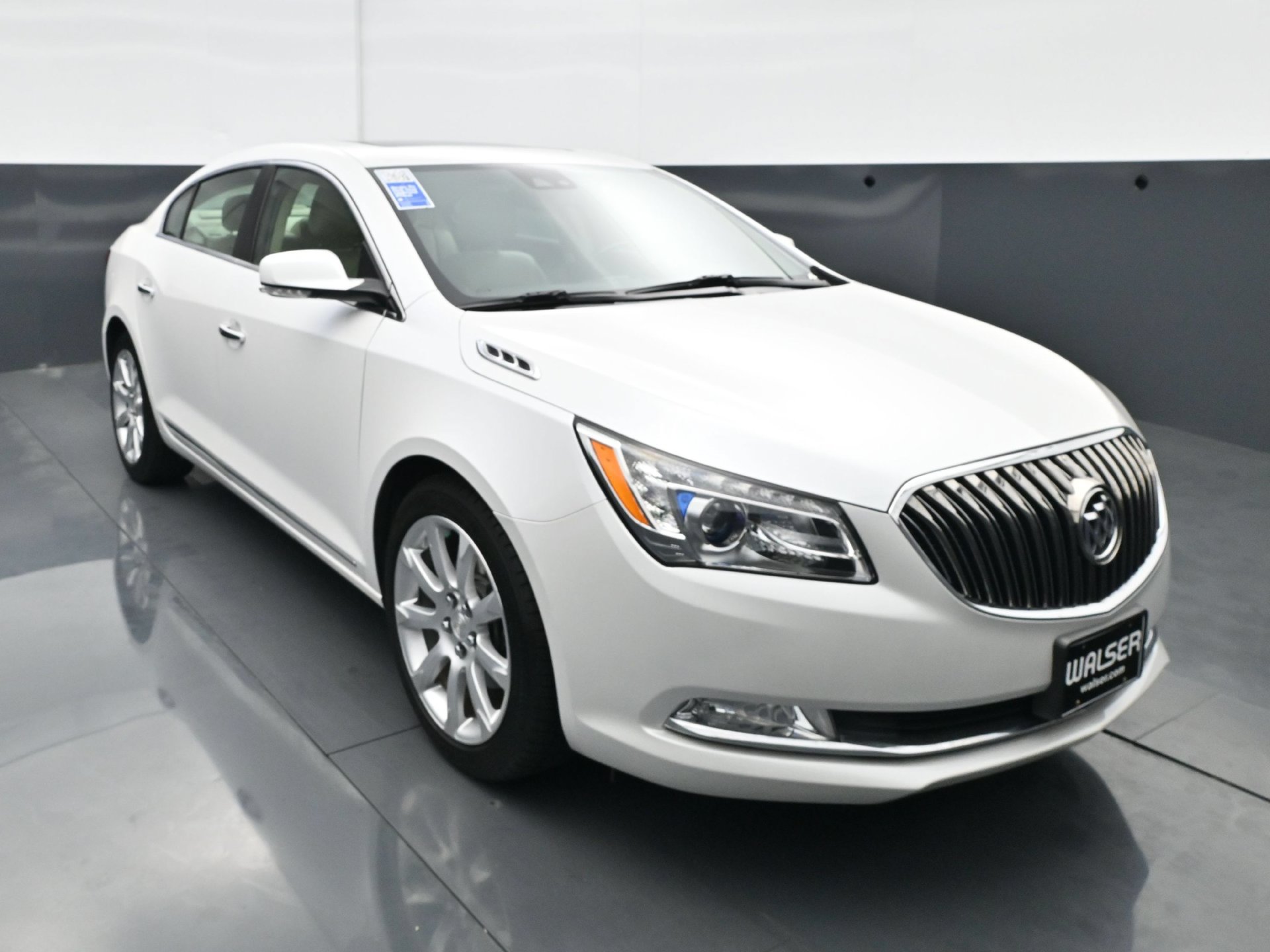 Used 2016 Buick LaCrosse Premium w/ Driver Confidence Package #1 FWD image 11