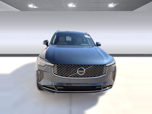 Certified 2026 Volvo XC90 B6 Plus w/ Protection Package Premier AWD/4WD image 6
