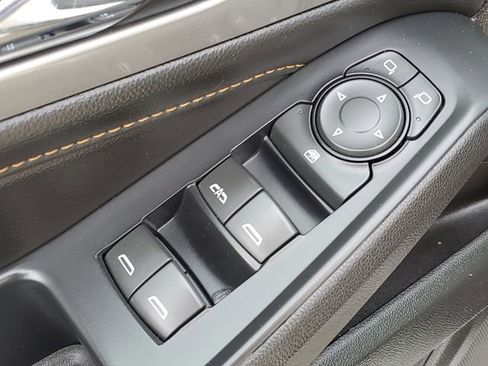 Used 2018 Chevrolet Traverse LT AWD/4WD image 24
