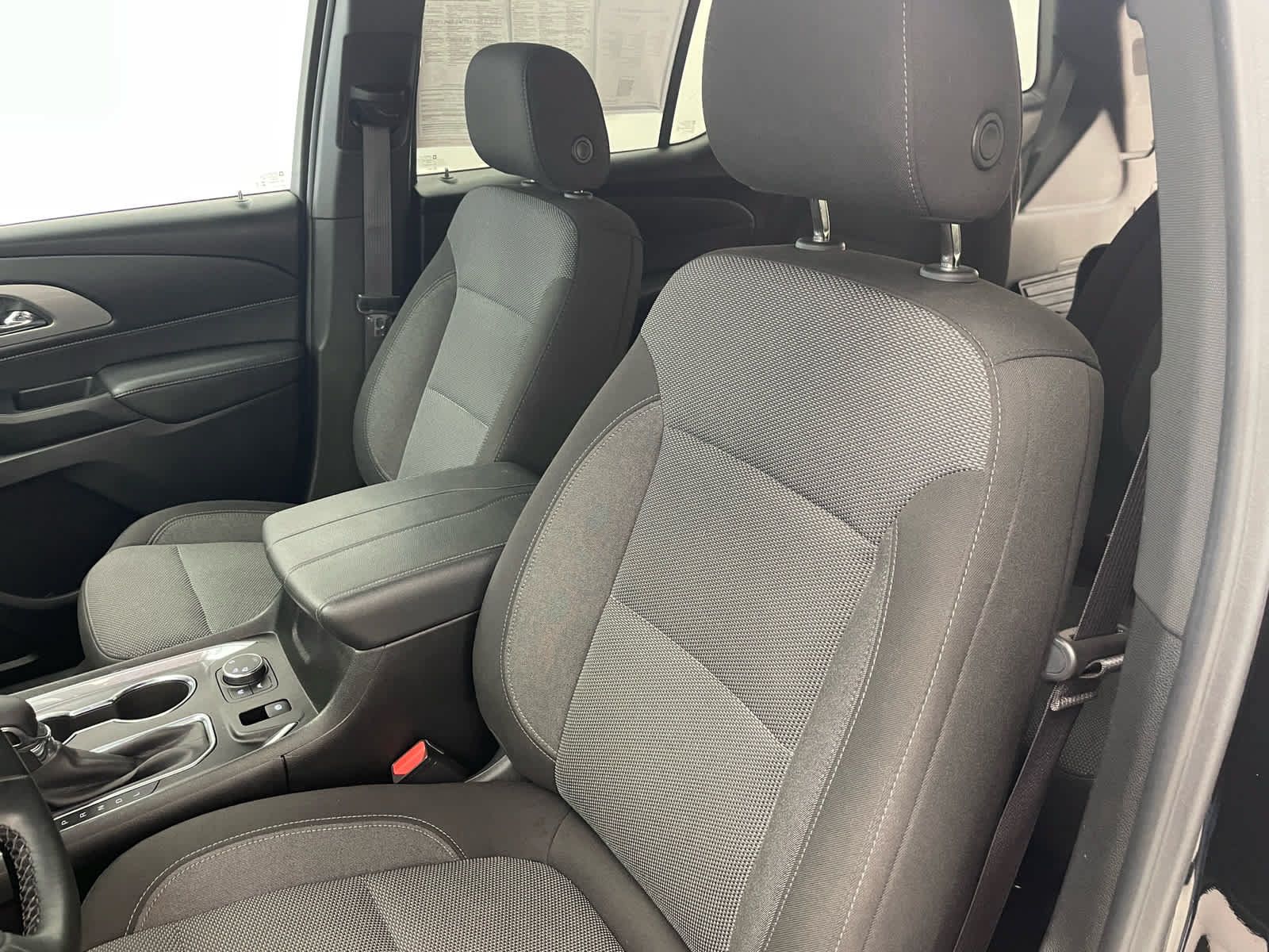 Used 2023 Chevrolet Traverse LT AWD/4WD image 10