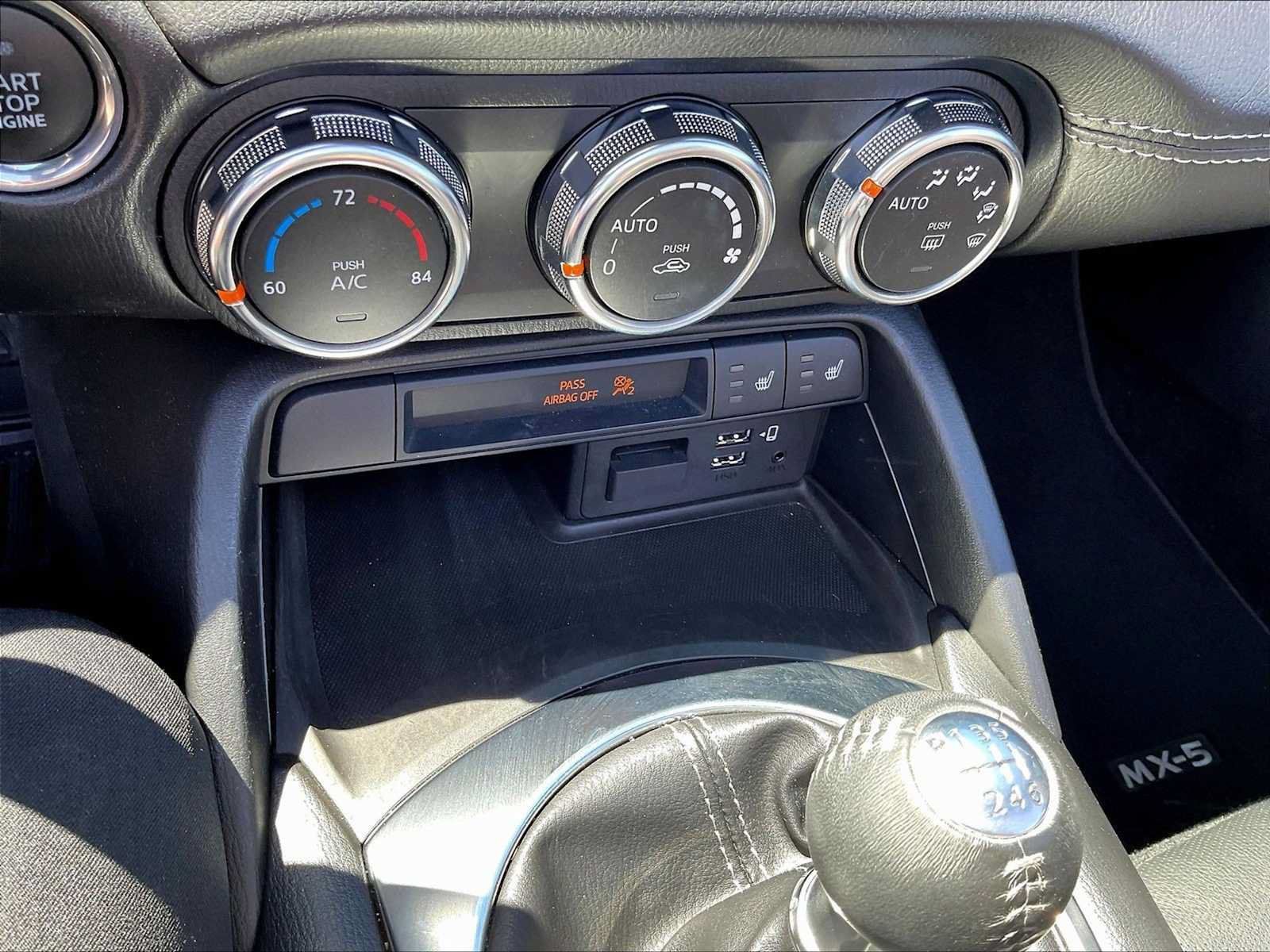 Used 2021 MAZDA MX-5 Miata Grand Touring RWD image 31