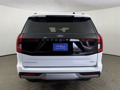 Certified 2025 Ford Expedition Max Platinum image 6