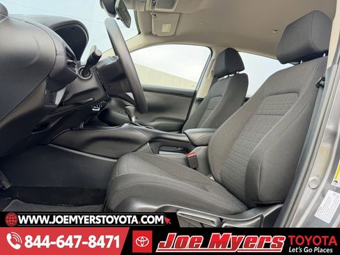 Used 2025 Honda HR-V LX image 26