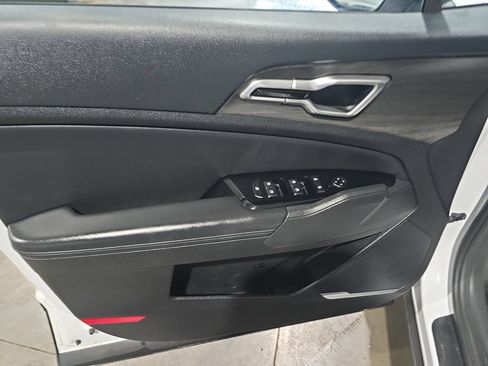 Used 2023 Kia Sportage X-Line w/ X-Line Premium Package AWD/4WD image 11