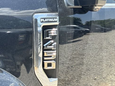 Used 2022 Ford F450 Platinum w/ FX4 Off-Road Package AWD/4WD image 3