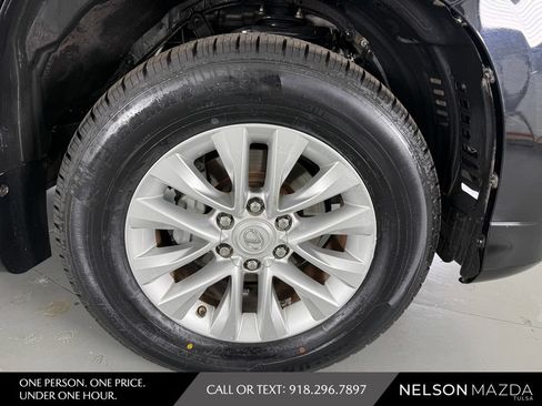 Used 2017 Lexus GX 460 Premium AWD/4WD image 14