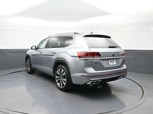 Used 2023 Volkswagen Atlas SEL Premium AWD/4WD image 8