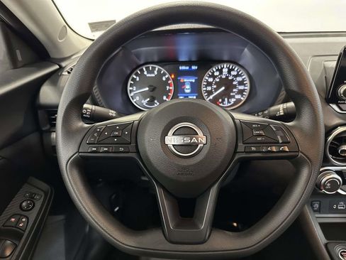 Used 2025 Nissan Sentra S image 21