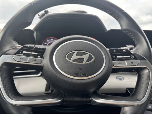 Used 2025 Hyundai Elantra Limited FWD image 25