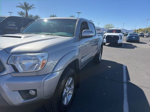 Used 2015 Toyota Tacoma PreRunner w/ TRD Sport Package image 3