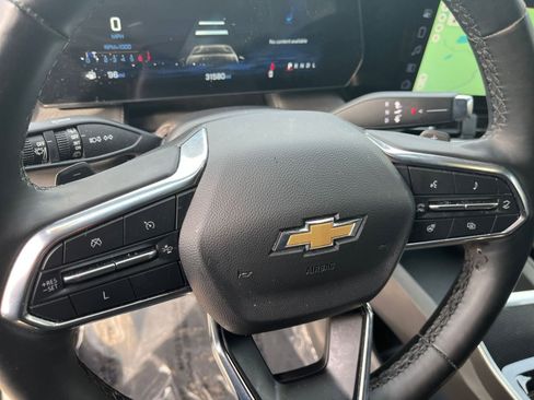 Used 2025 Chevrolet Equinox LT image 27