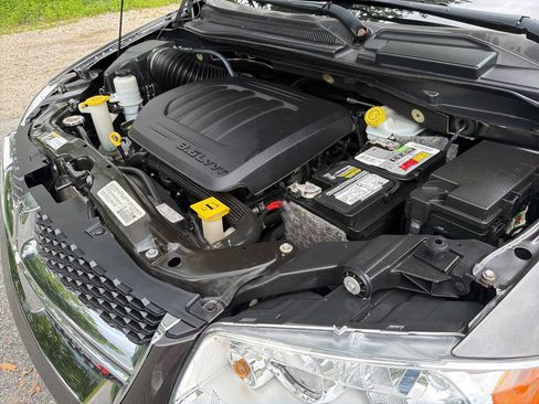Used 2019 Dodge Grand Caravan SXT FWD image 41