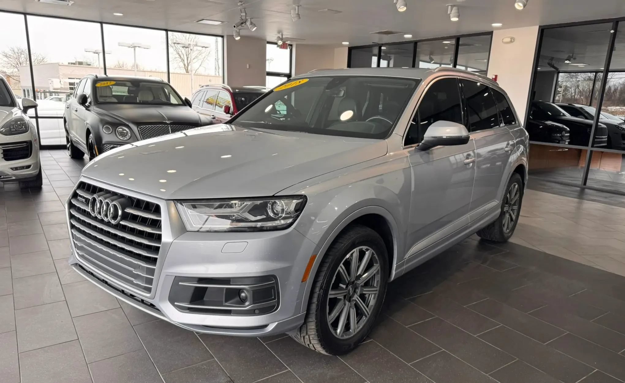 Used 2018 Audi Q7 2.0T Premium Plus w/ Premium Plus Package AWD/4WD image 1