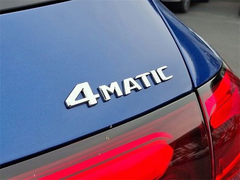 Certified 2025 Mercedes-Benz GLC 300 4MATIC image 31