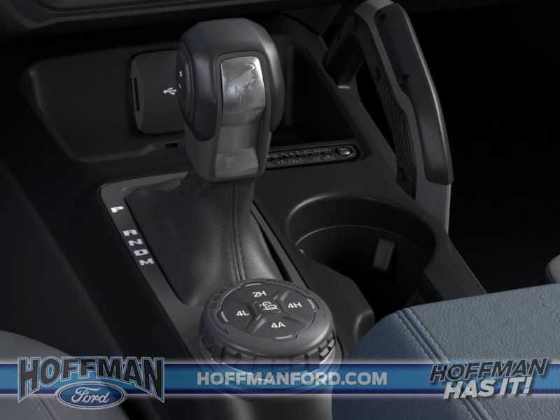 New 2024 Ford Bronco Outer Banks w/ Sasquatch Package AWD/4WD image 17