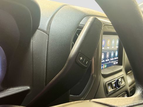 Used 2022 Chevrolet Silverado 1500 Custom Trail Boss AWD/4WD image 16
