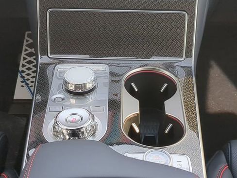 New 2026 Genesis GV80 3.5T e-SC image 17