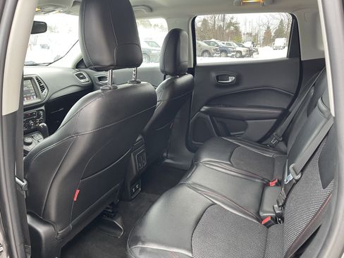 Used 2018 Jeep Compass Trailhawk image 11