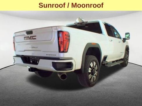Used 2024 GMC Sierra 2500 Denali w/ Technology Package AWD/4WD image 5