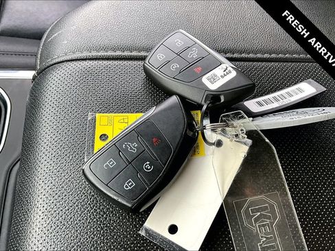 Used 2023 GMC Sierra 1500 SLT image 34