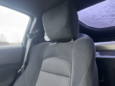 Used 2017 Nissan 370Z Coupe image 22