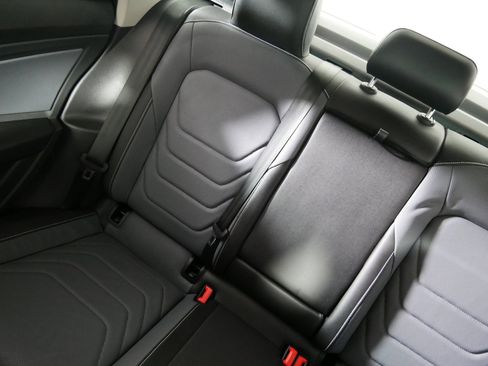 Certified 2025 Volkswagen Jetta SEL image 12