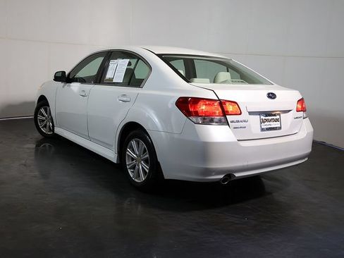 Used 2012 Subaru Legacy 2.5i Premium w/ All-Weather Pkg AWD/4WD image 2