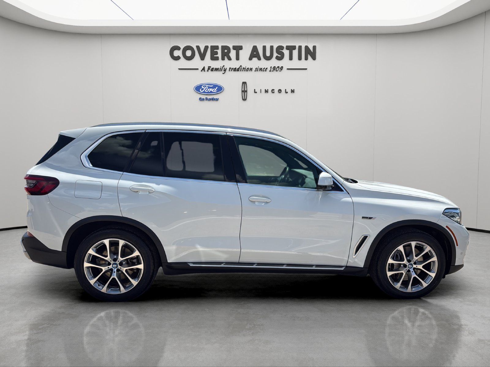 Used 2023 BMW X5 xDrive45e AWD/4WD image 6