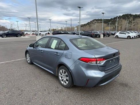 Used 2022 Toyota Corolla LE FWD image 7