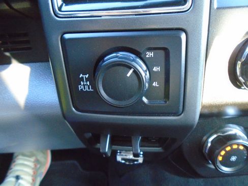 Used 2020 Ford F350 XLT w/ XLT Value Package AWD/4WD image 13