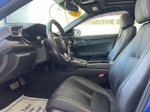 Used 2020 Honda Civic Sport Touring image 9