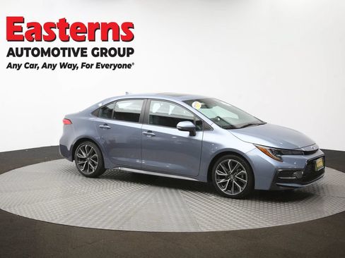 Used 2021 Toyota Corolla SE w/ SE Premium Package FWD image 42
