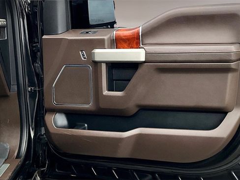 Used 2015 Ford F150 King Ranch w/ Equipment Group 601A Luxury image 19