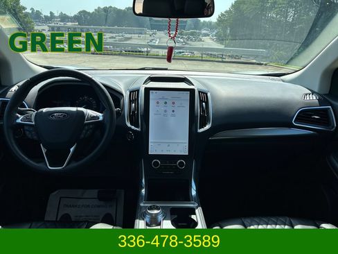 Used 2024 Ford Edge Titanium AWD/4WD image 13