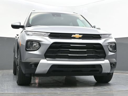 Certified 2023 Chevrolet TrailBlazer LT w/ Convenience Package FWD image 36