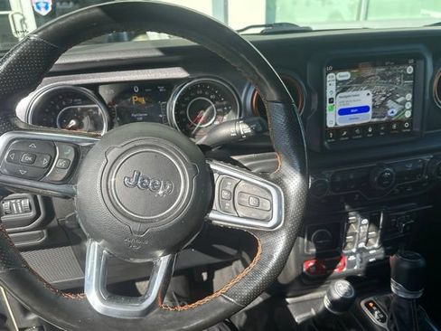 Used 2022 Jeep Gladiator Mojave w/ LED Lighting Group AWD/4WD image 19