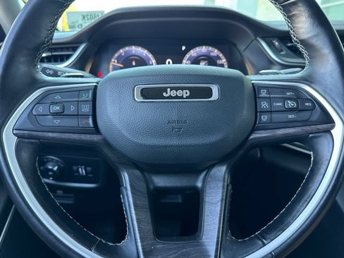 Used 2022 Jeep Grand Cherokee L Limited RWD image 33