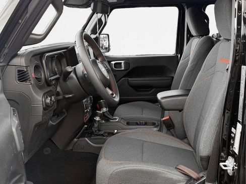 Used 2024 Jeep Wrangler Unlimited Rubicon image 12